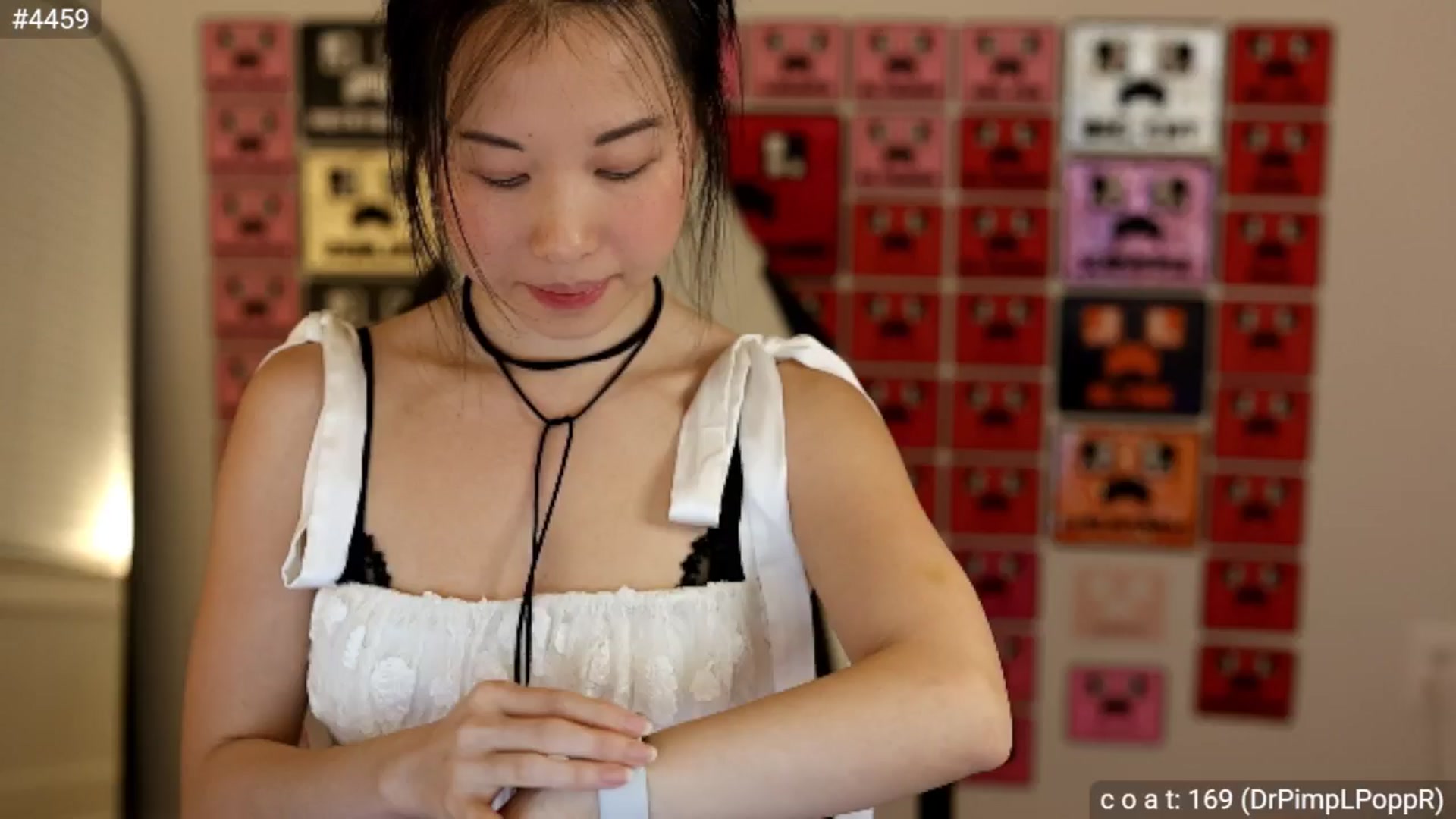 Gallery image thumbnail from daisii's myfreecams stream on, 03/04/2025, 04:39 image 6 of 20