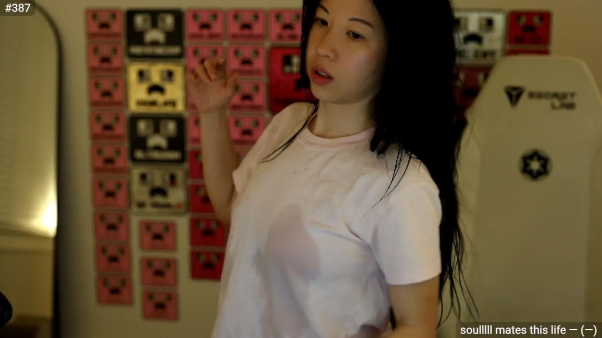 Gallery image thumbnail from daisii's myfreecams stream on, 03/05/2025, 04:22 image 2 of 20