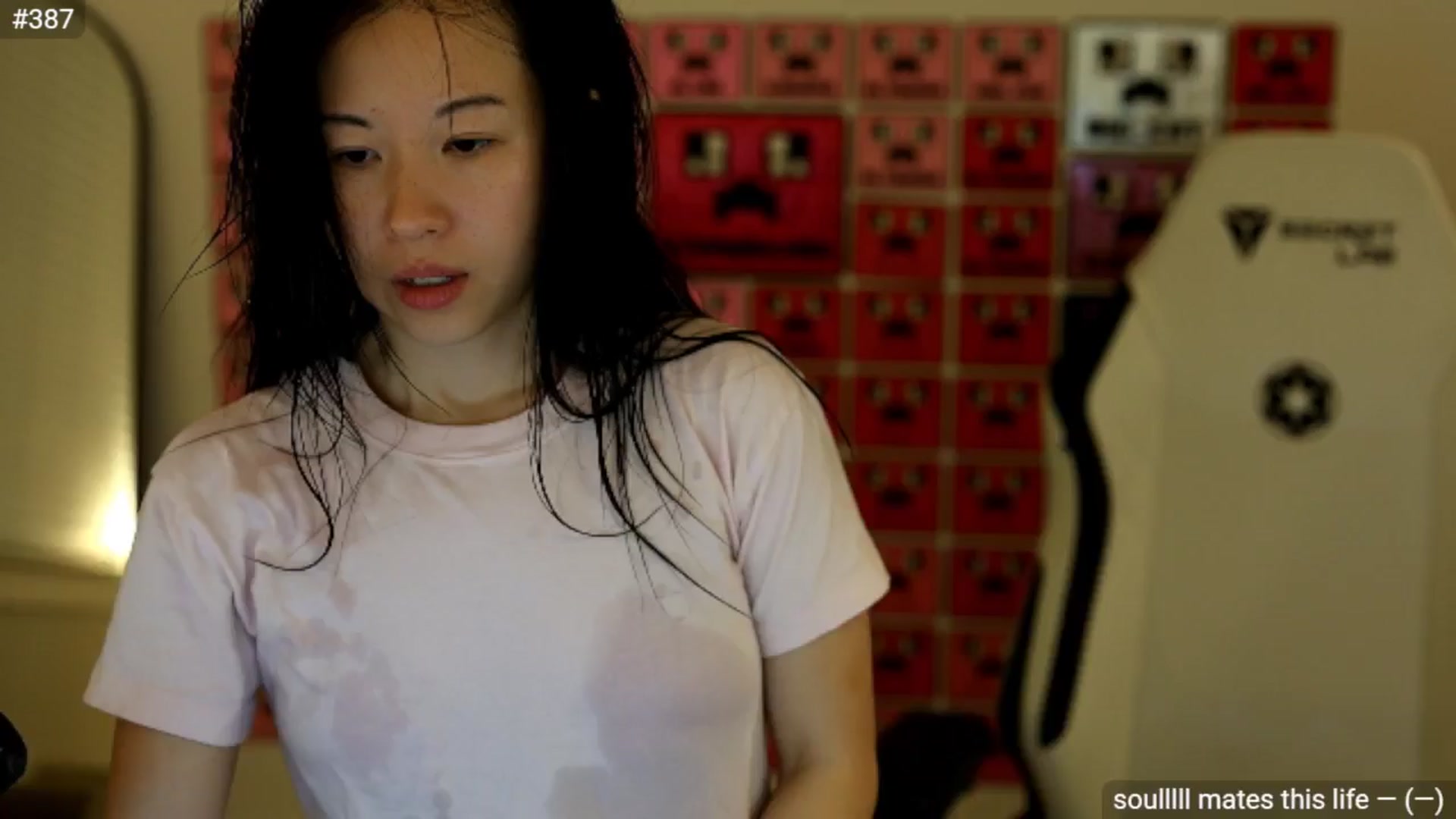 Gallery image thumbnail from daisii's myfreecams stream on, 03/05/2025, 04:22 image 3 of 20
