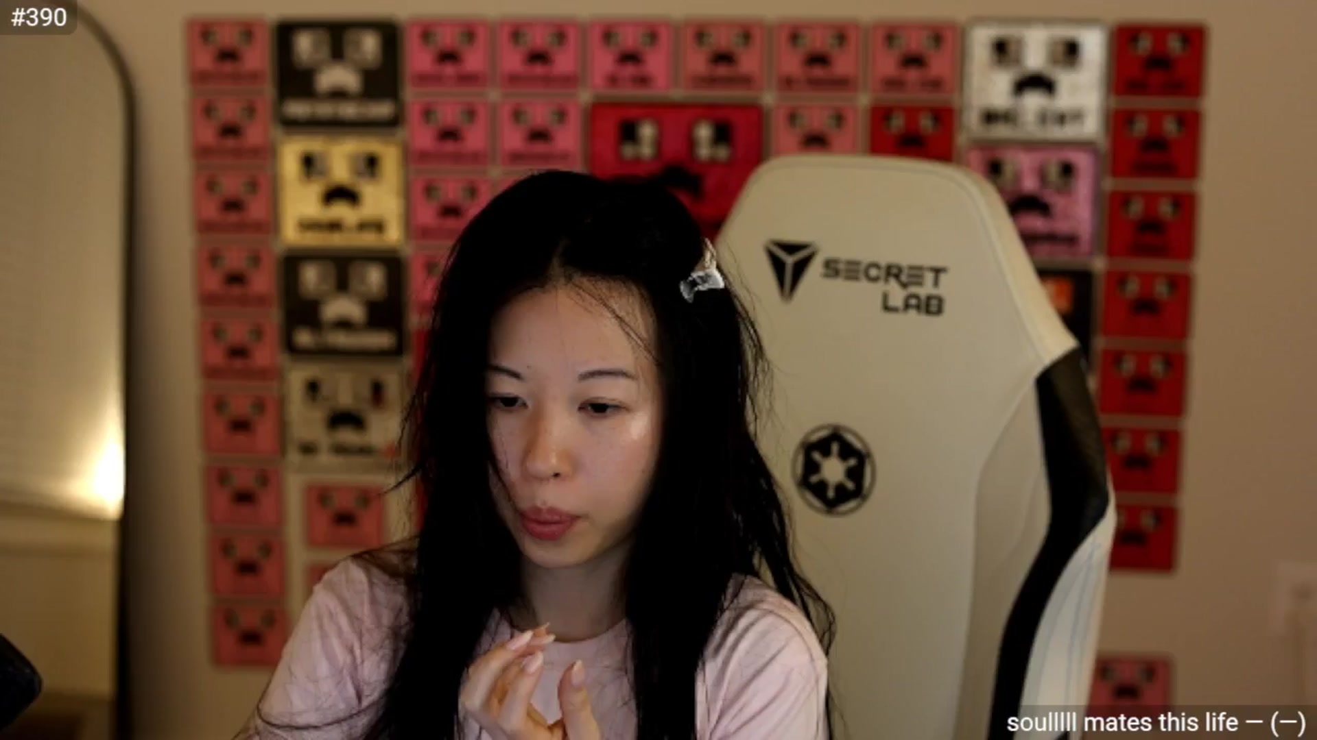 Gallery image thumbnail from daisii's myfreecams stream on, 03/05/2025, 04:22 image 7 of 20