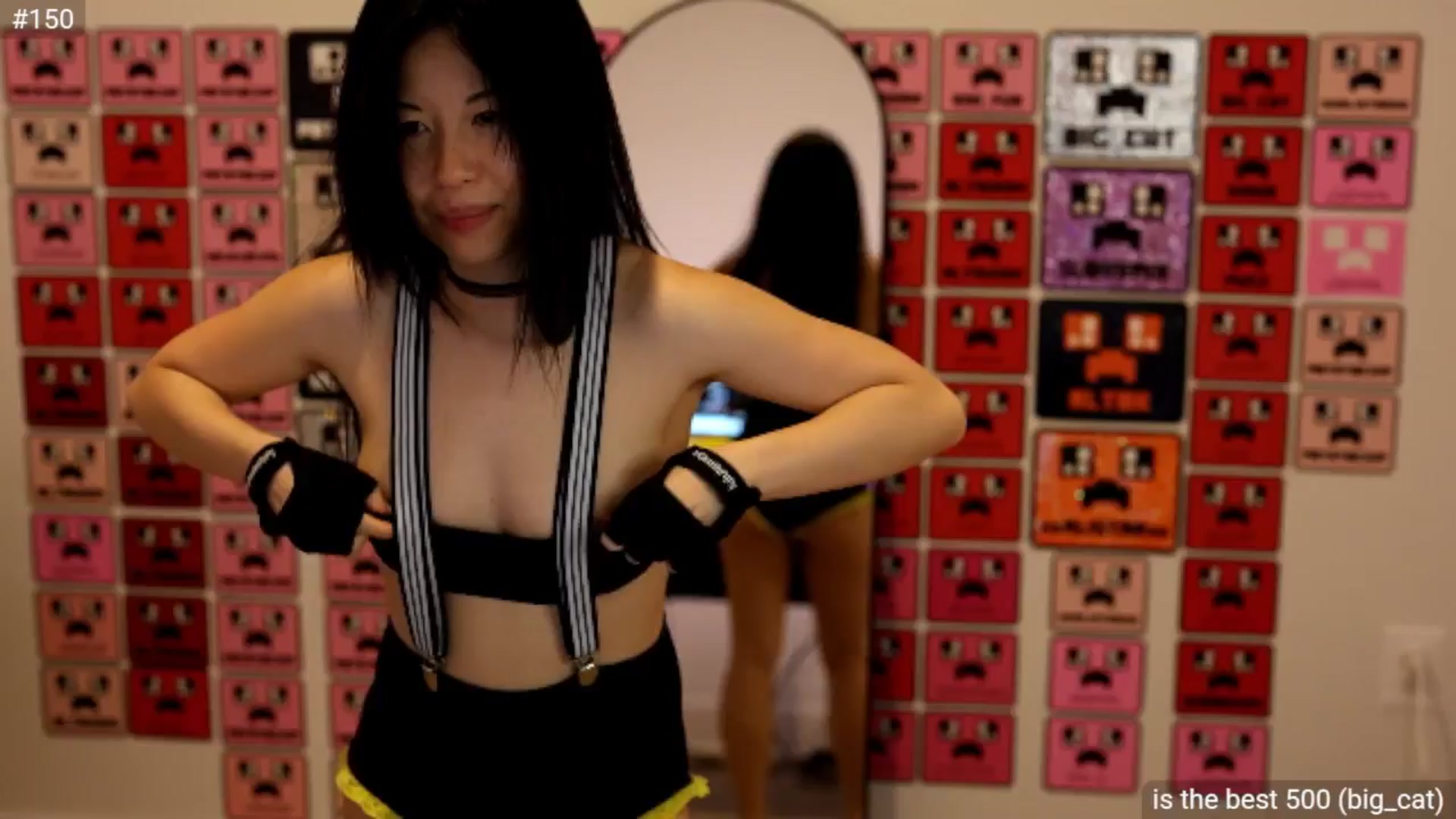 Gallery image thumbnail from daisii's myfreecams stream on, 03/08/2025, 08:44 image 8 of 20