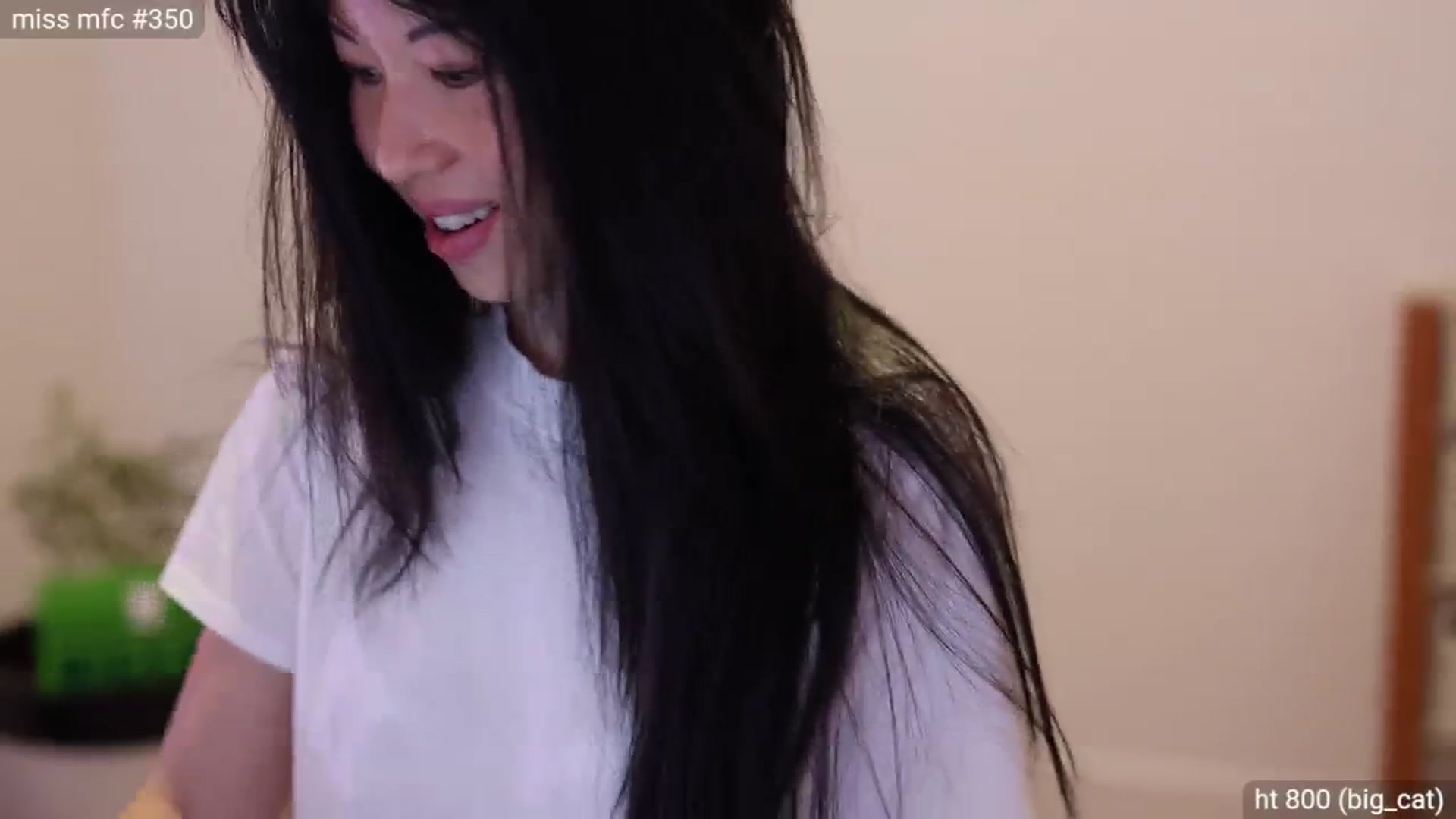 Gallery image thumbnail from daisipi3's myfreecams stream on, 12/29/2024, 05:51 image 11 of 20