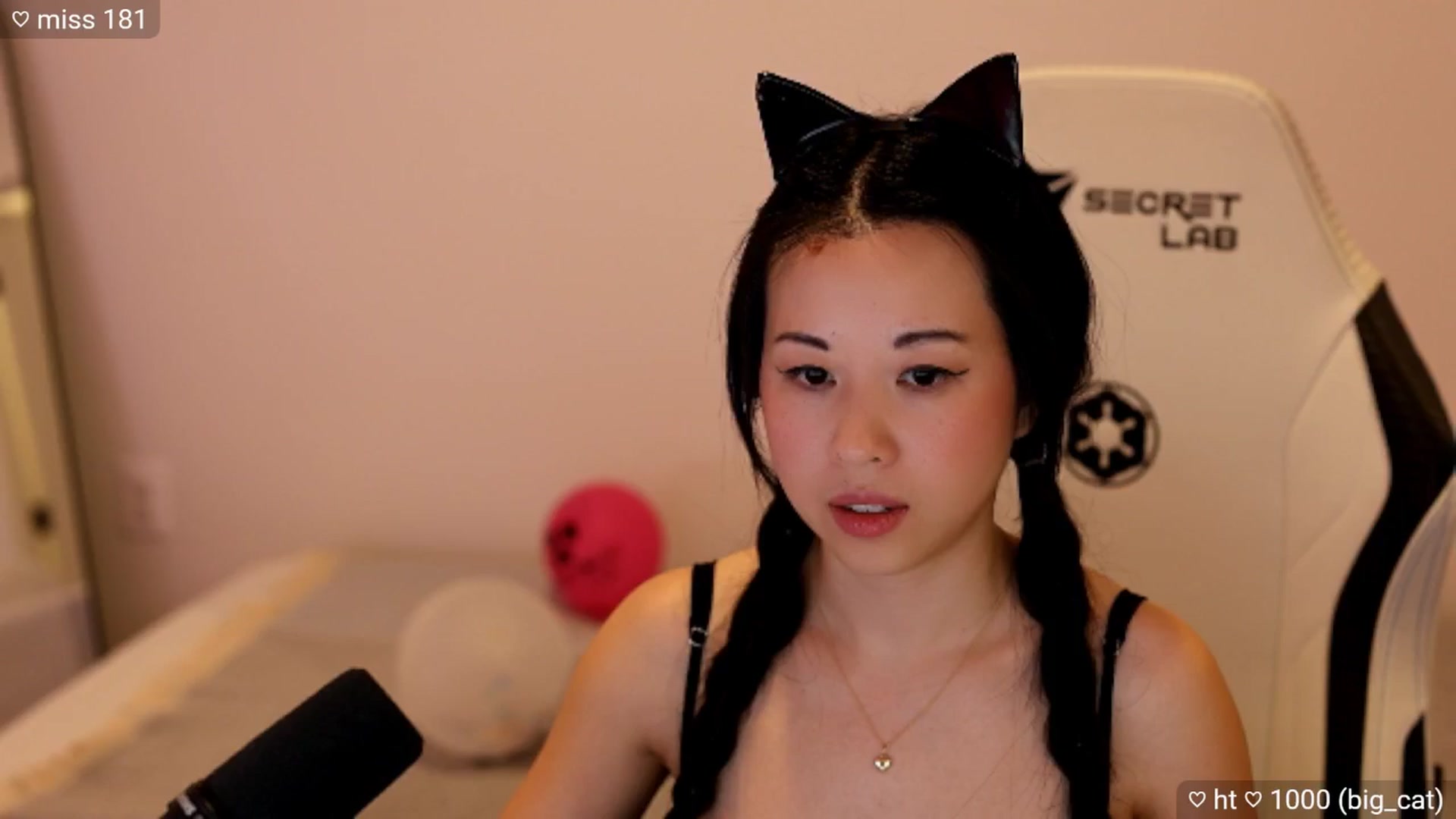 Gallery image thumbnail from daisipi3's myfreecams stream on, 03/15/2025, 07:09 image 7 of 20