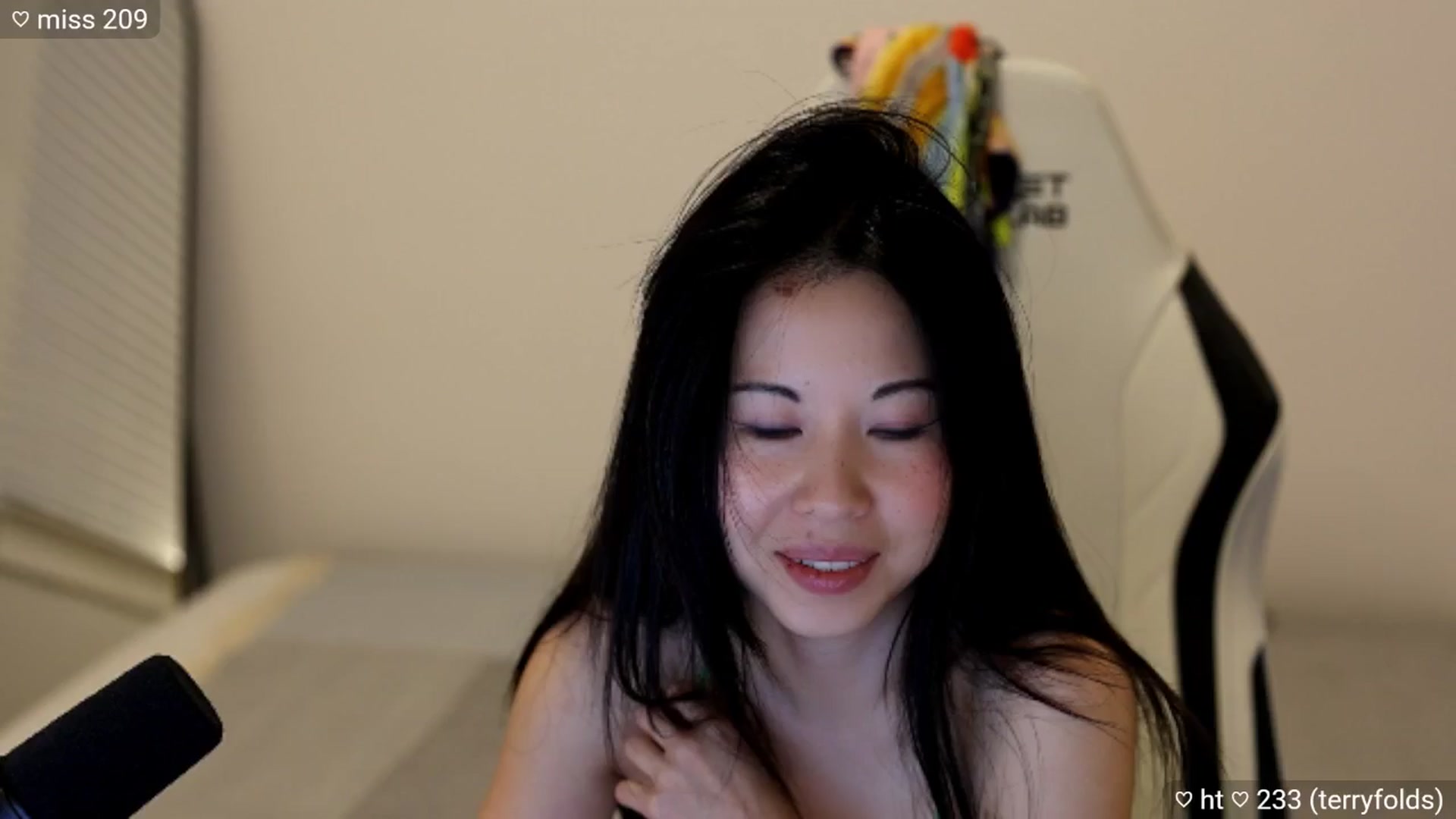 Gallery image thumbnail from daisipi3's myfreecams stream on, 03/18/2025, 05:06 image 10 of 20