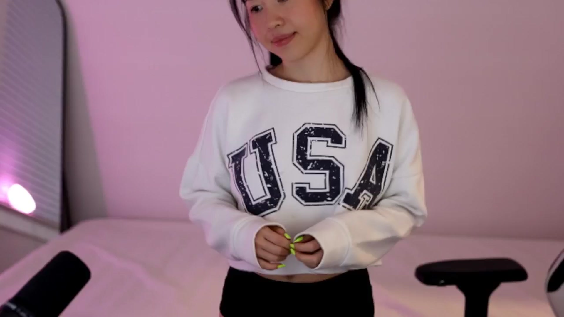 Gallery image thumbnail from daisipi3's myfreecams stream on, 03/21/2025, 03:18 image 16 of 20
