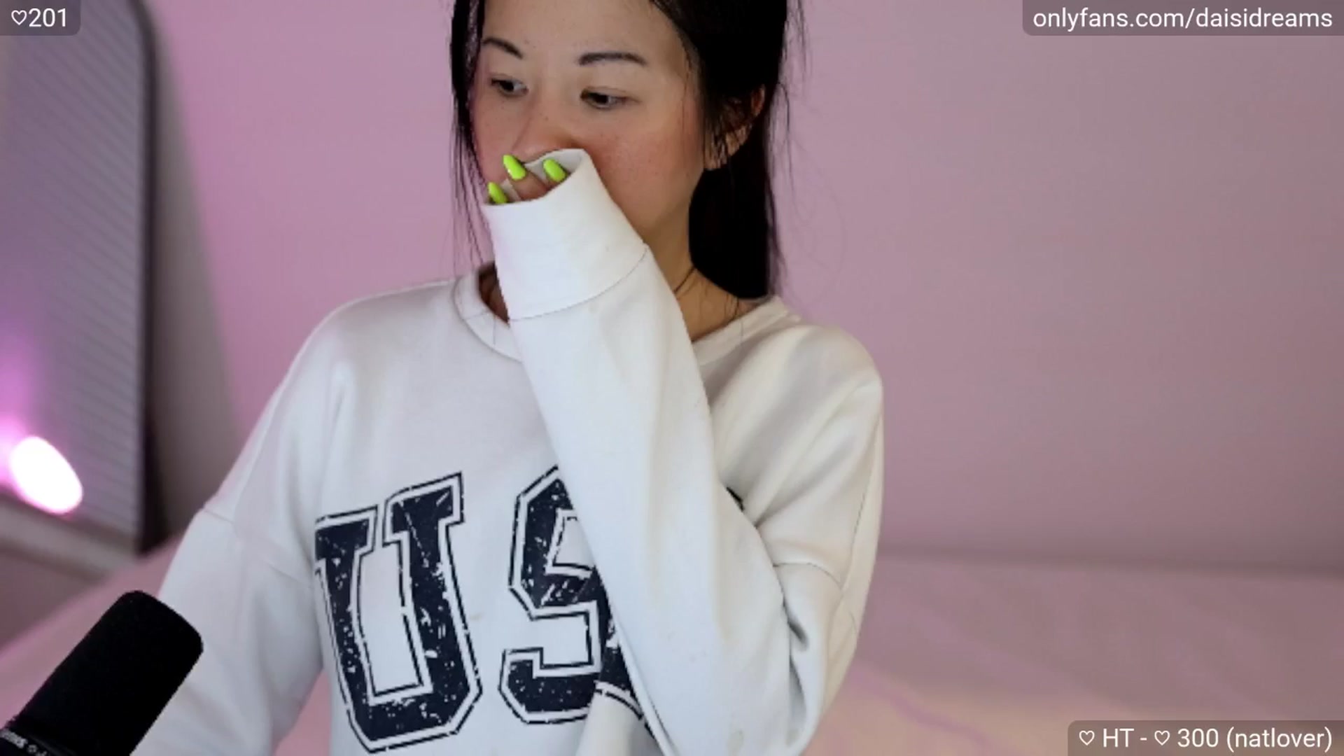Gallery image thumbnail from daisipi3's myfreecams stream on, 03/21/2025, 04:21 image 16 of 20
