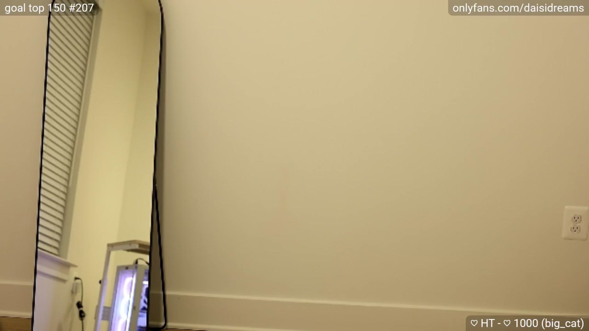 Gallery image thumbnail from daisipi3's myfreecams stream on, 03/22/2025, 06:29 image 8 of 20