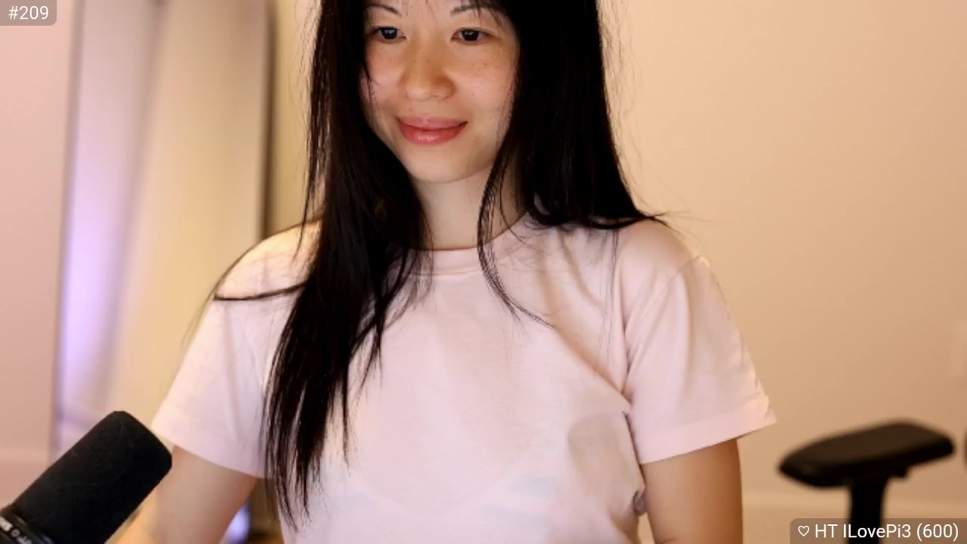 Gallery image thumbnail from daisipi3's myfreecams stream on, 03/27/2025, 04:04 image 19 of 20