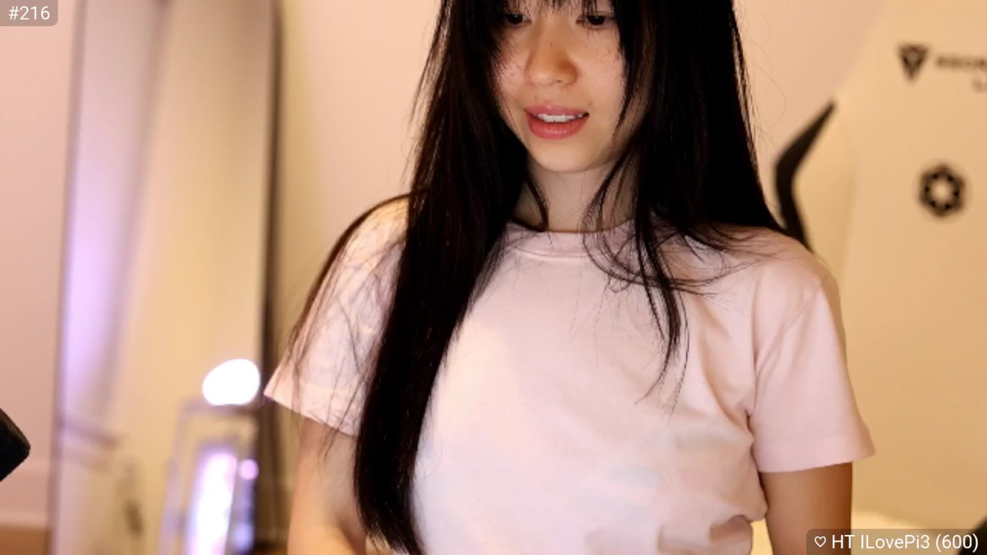 Gallery image thumbnail from daisipi3's myfreecams stream on, 03/27/2025, 04:04 image 10 of 20