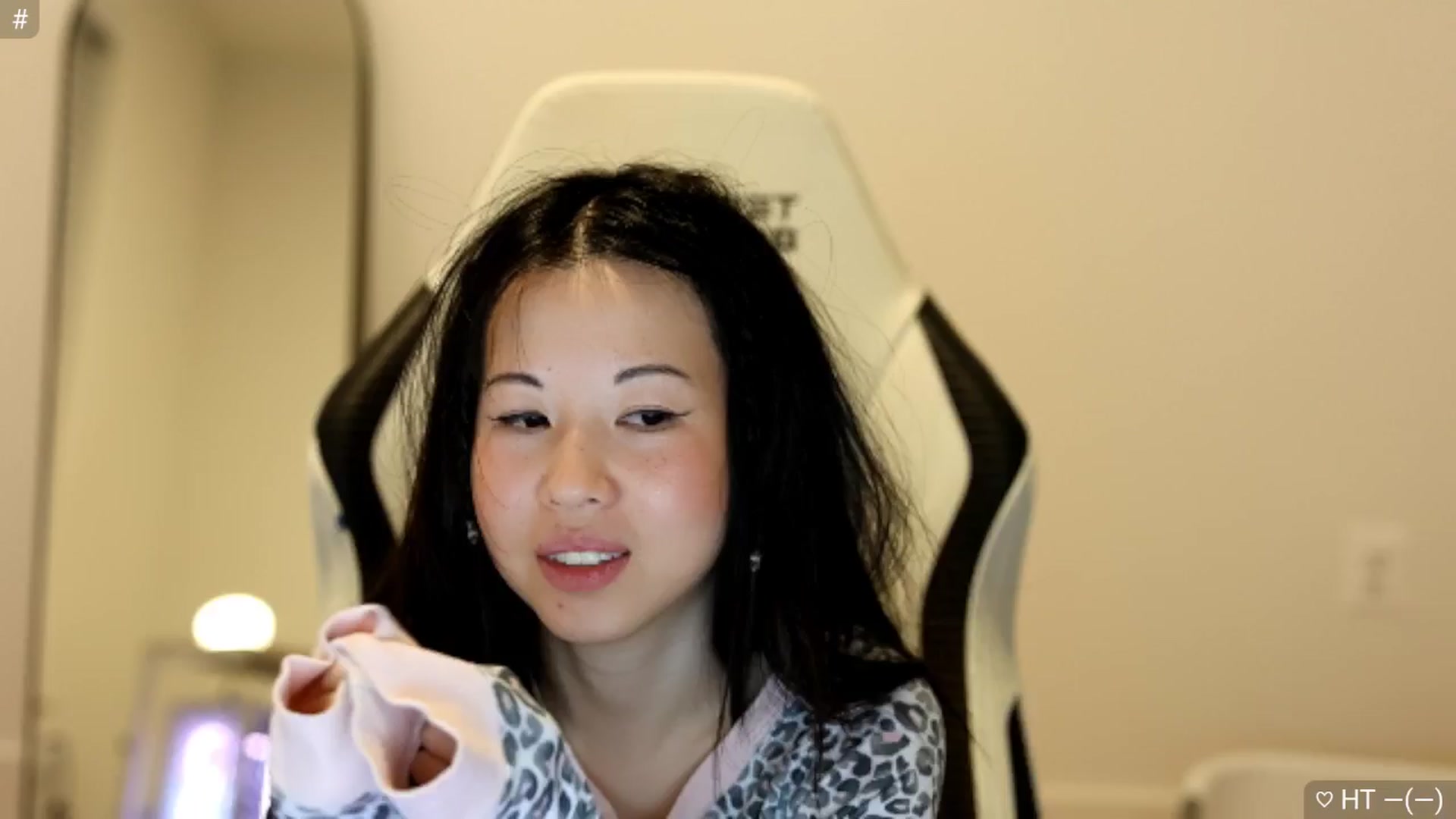 Gallery image thumbnail from daisipi3's myfreecams stream on, 04/02/2025, 04:32 image 1 of 20