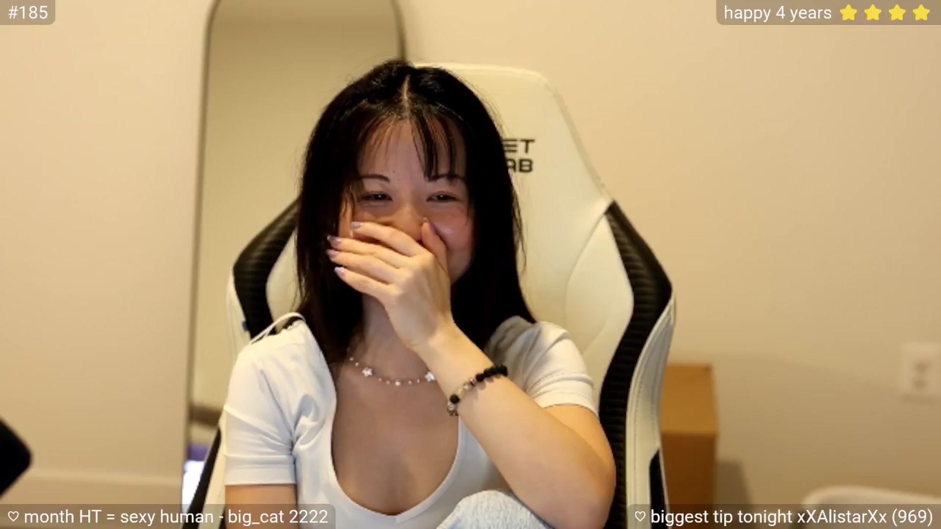 Gallery image thumbnail from daisipi3's myfreecams stream on, 04/03/2025, 05:57 image 9 of 20