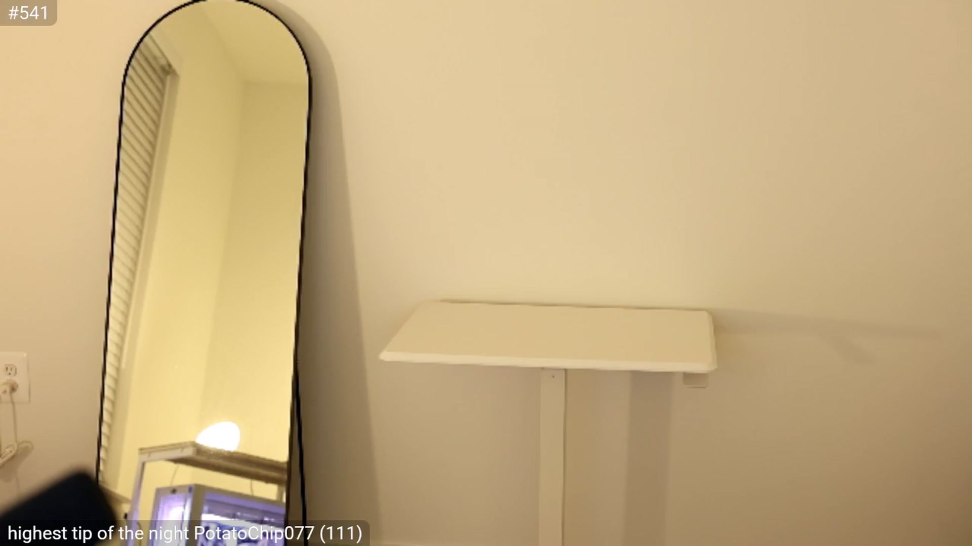 Gallery image thumbnail from daisipi3's myfreecams stream on, 04/11/2025, 04:37 image 10 of 20