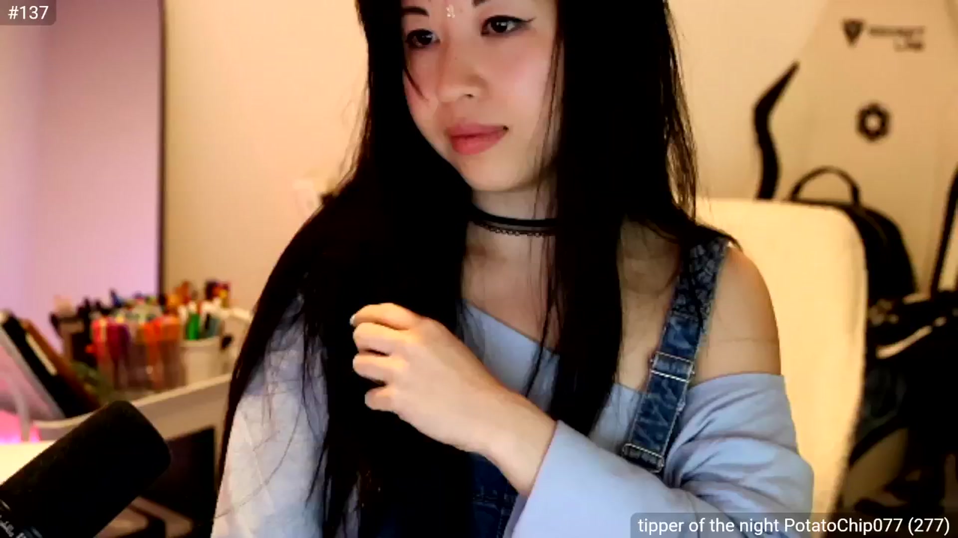 Gallery image thumbnail from daisipi3's myfreecams stream on, 04/21/2025, 06:11 image 3 of 20