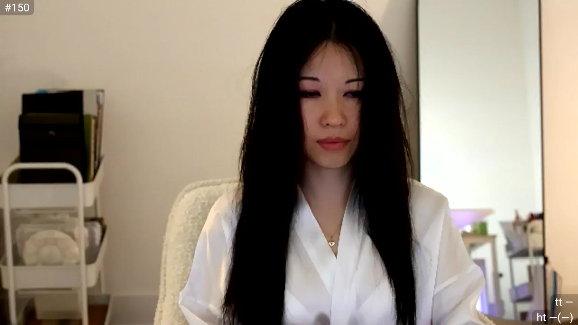 Gallery image thumbnail from daisipi3's myfreecams stream on, 04/23/2025, 24:04 image 15 of 20