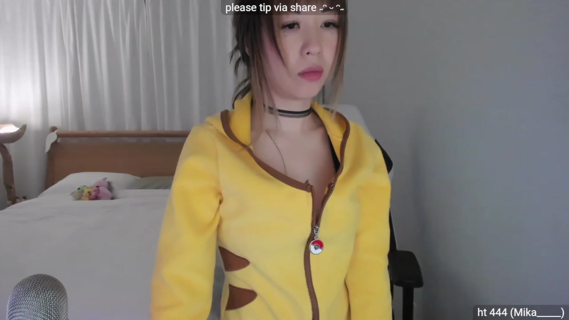 Gallery image thumbnail from daissss's myfreecams stream on, 01/11/2024, 02:24 image 16 of 20