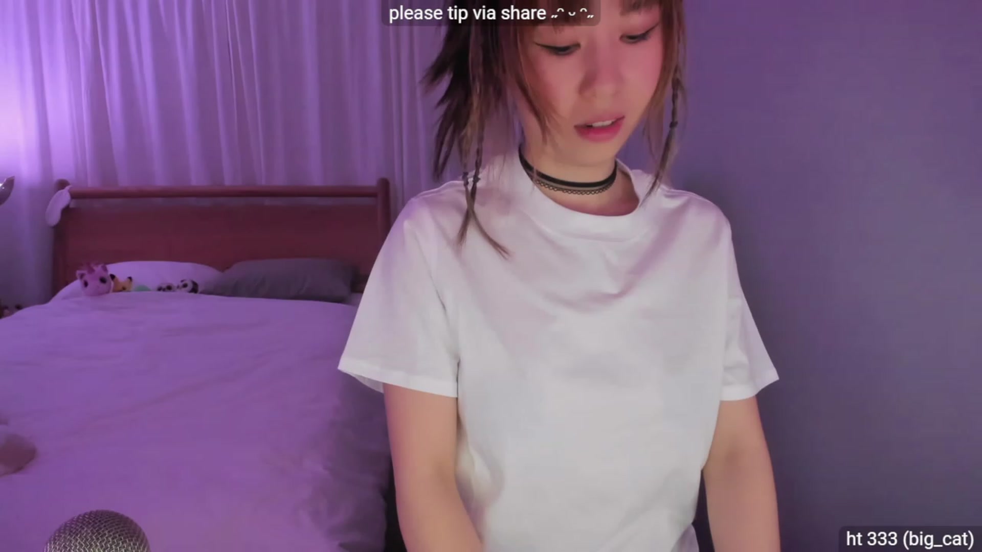 Gallery image thumbnail from daissss's myfreecams stream on, 01/13/2024, 24:02 image 20 of 20