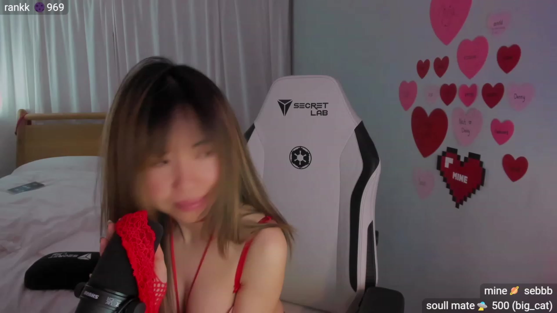 Gallery image thumbnail from daisx's myfreecams stream on, 02/15/2024, 05:42 image 7 of 20