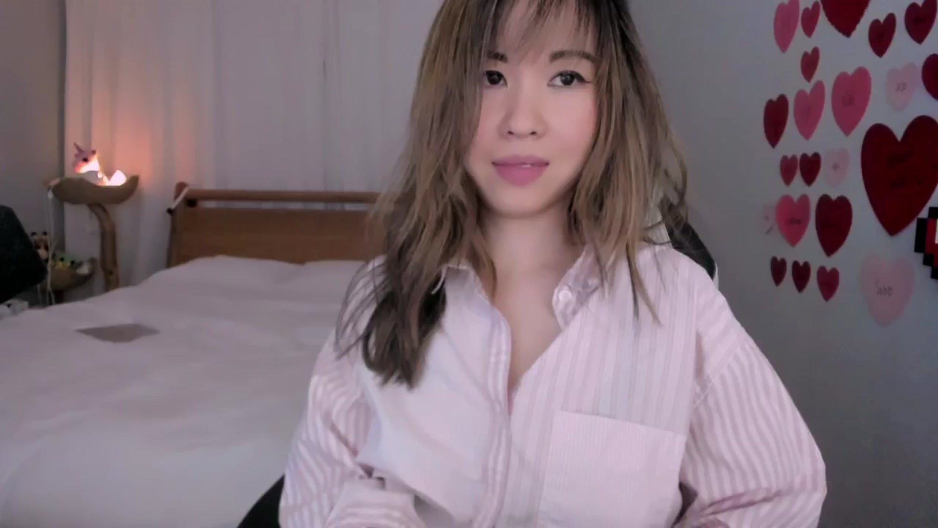Gallery image thumbnail from daisx's myfreecams stream on, 02/24/2024, 04:40 image 3 of 20