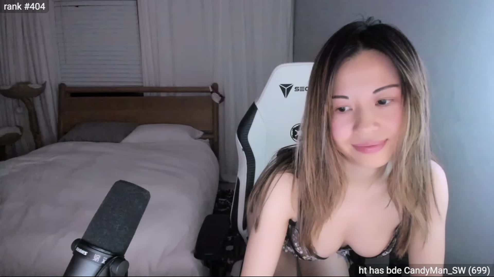 Gallery image thumbnail from daisx's myfreecams stream on, 03/05/2024, 05:23 image 10 of 20