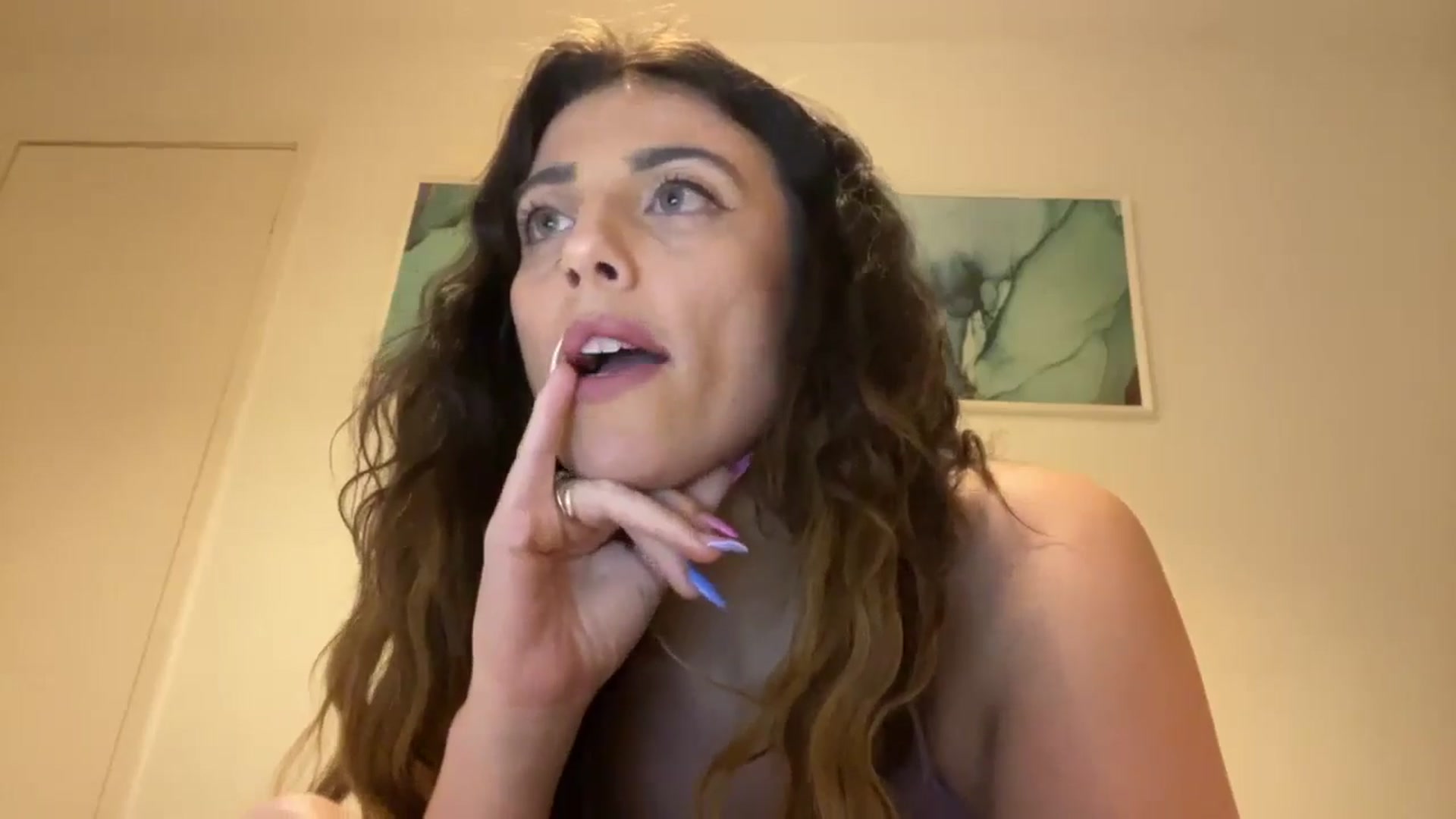 Gallery image thumbnail from daisyevelane's myfreecams stream on, 06/06/2024, 24:01 image 14 of 20
