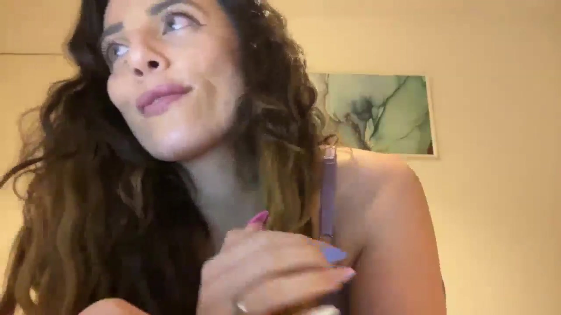 Gallery image thumbnail from daisyevelane's myfreecams stream on, 06/06/2024, 24:01 image 18 of 20