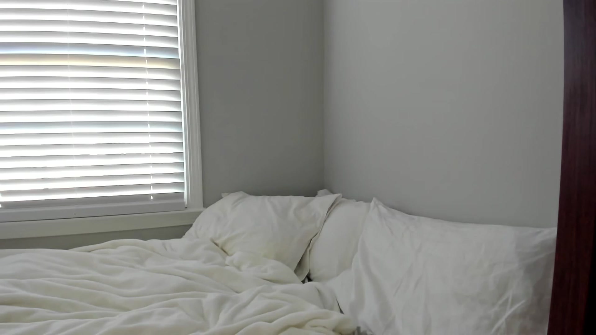 Gallery image thumbnail from daisypi3's myfreecams stream on, 12/15/2022, 20:37 image 12 of 20