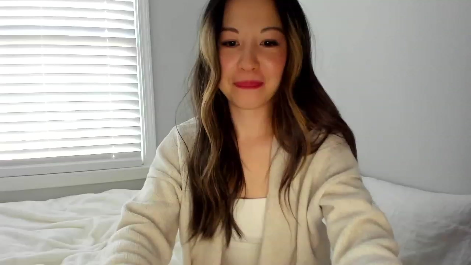 Gallery image thumbnail from daisypi3's myfreecams stream on, 12/15/2022, 20:58 image 15 of 20