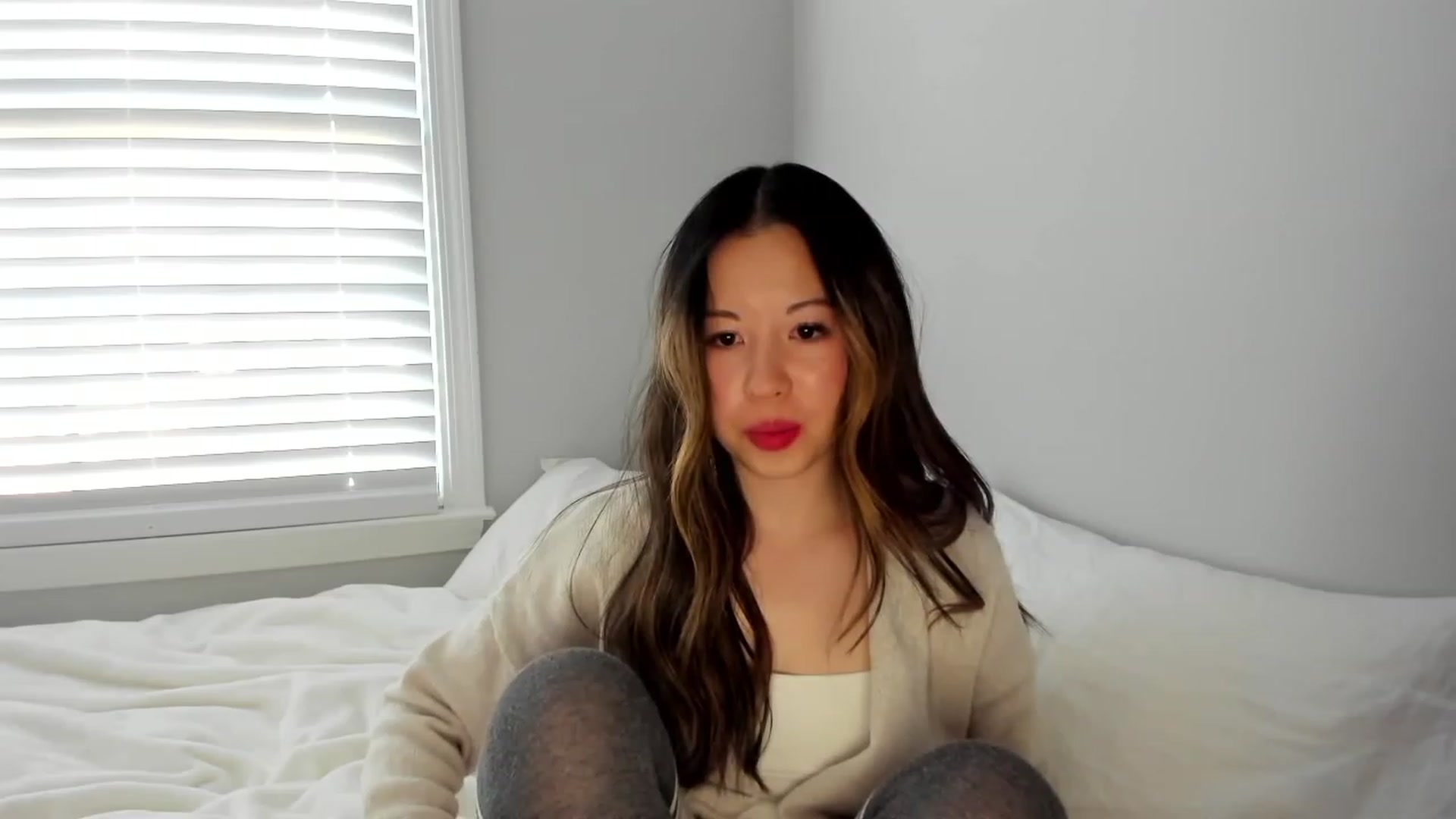 Gallery image thumbnail from daisypi3's myfreecams stream on, 12/15/2022, 20:58 image 14 of 20