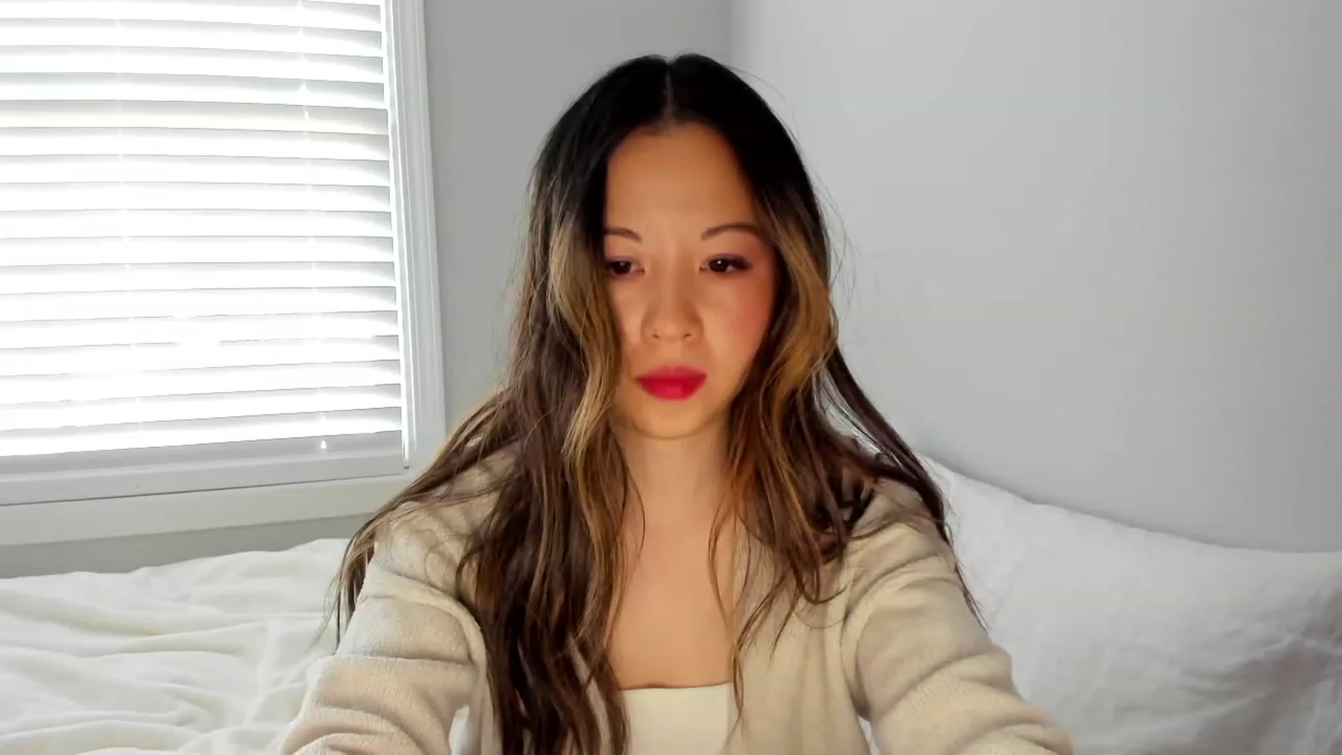 Gallery image thumbnail from daisypi3's myfreecams stream on, 12/15/2022, 20:58 image 5 of 20