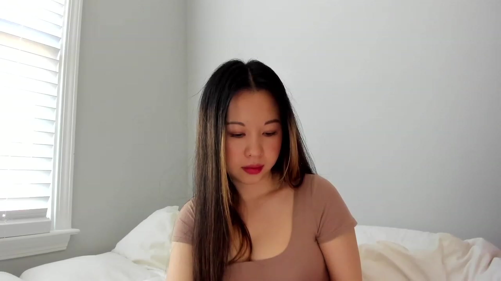 Gallery image thumbnail from daisypi3's myfreecams stream on, 01/09/2023, 19:25 image 4 of 20
