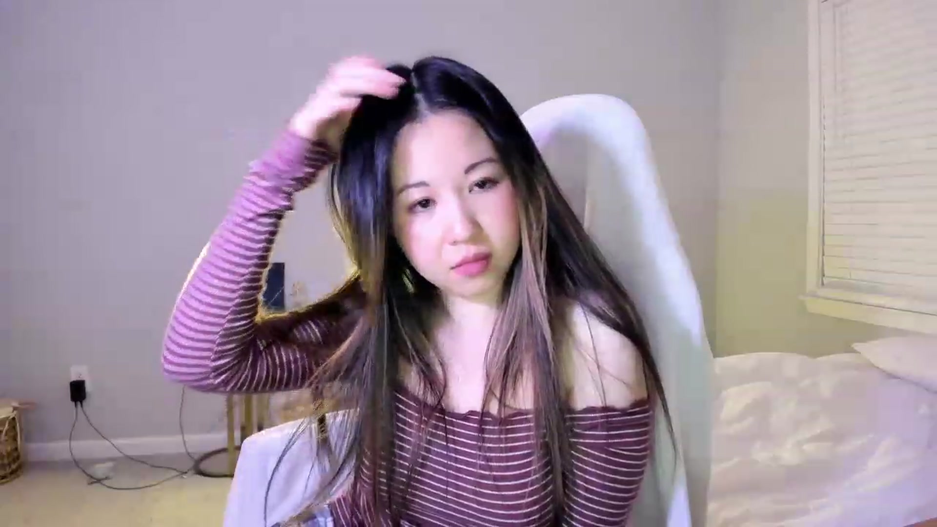 Gallery image thumbnail from daisypi3's myfreecams stream on, 03/19/2023, 08:07 image 20 of 20