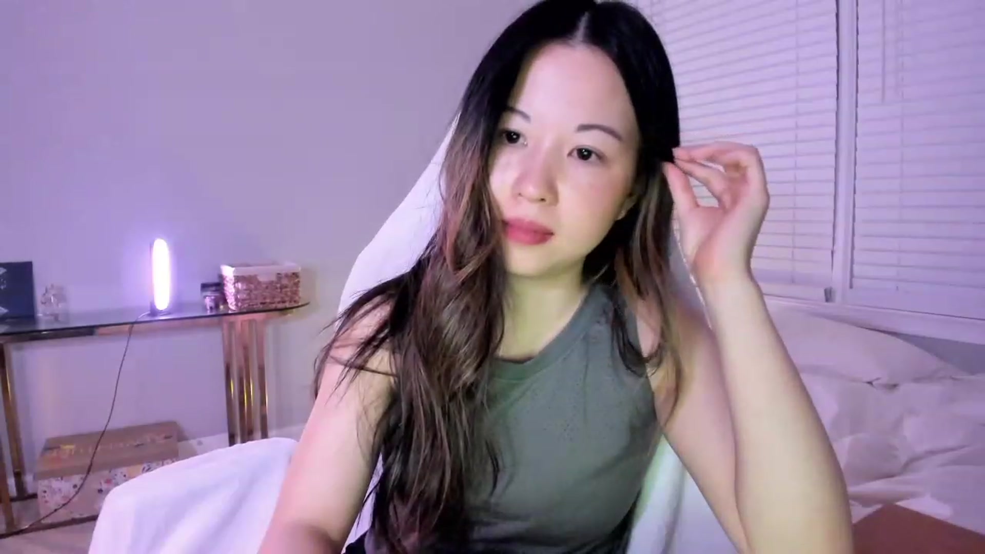 Gallery image thumbnail from daisypi3's myfreecams stream on, 03/20/2023, 05:52 image 18 of 20