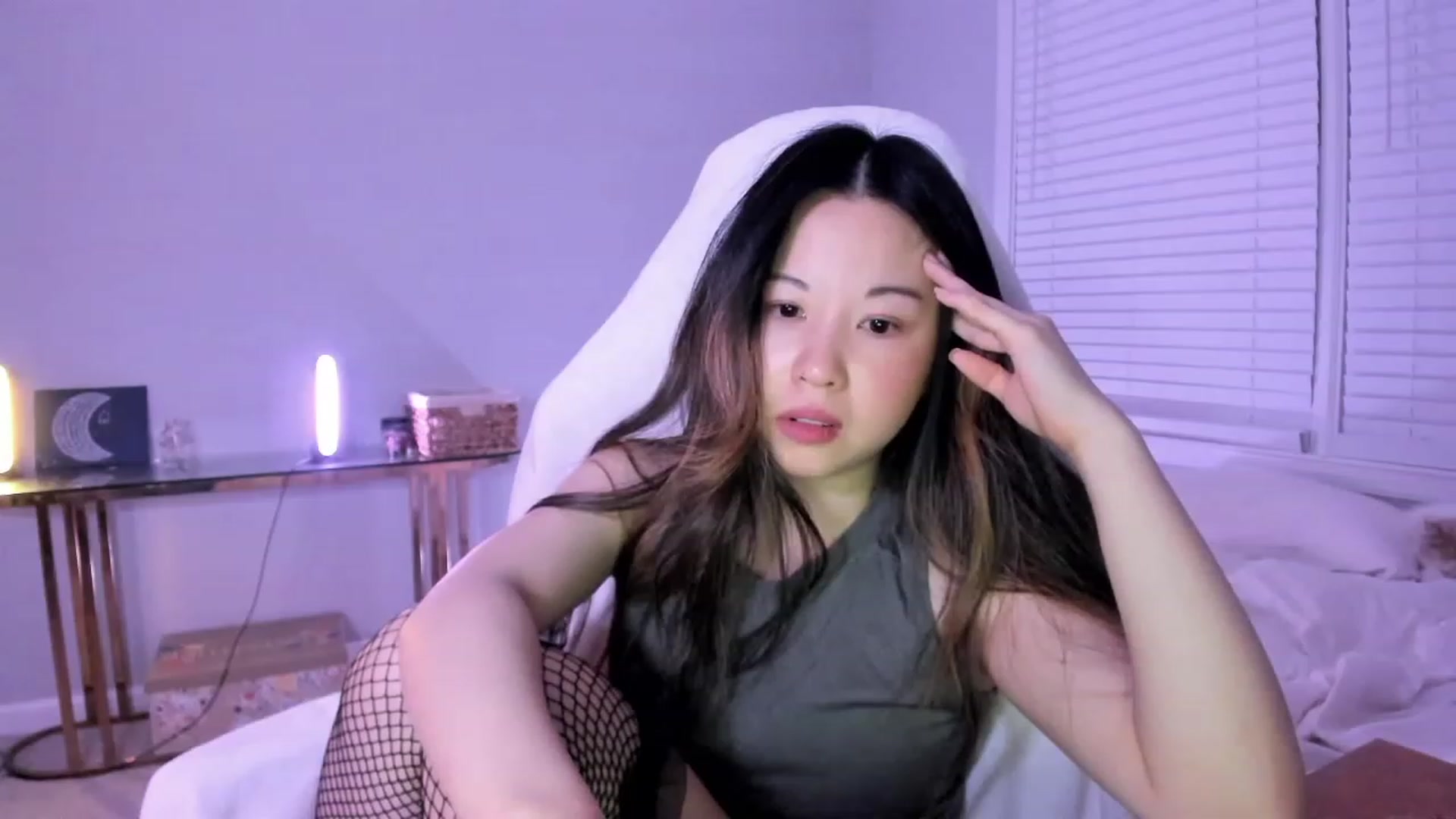 Gallery image thumbnail from daisypi3's myfreecams stream on, 03/20/2023, 05:52 image 8 of 20