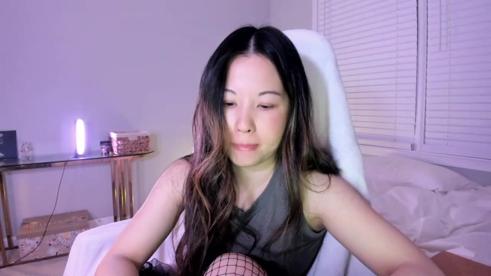 Gallery image thumbnail from daisypi3's myfreecams stream on, 03/20/2023, 05:52 image 19 of 20