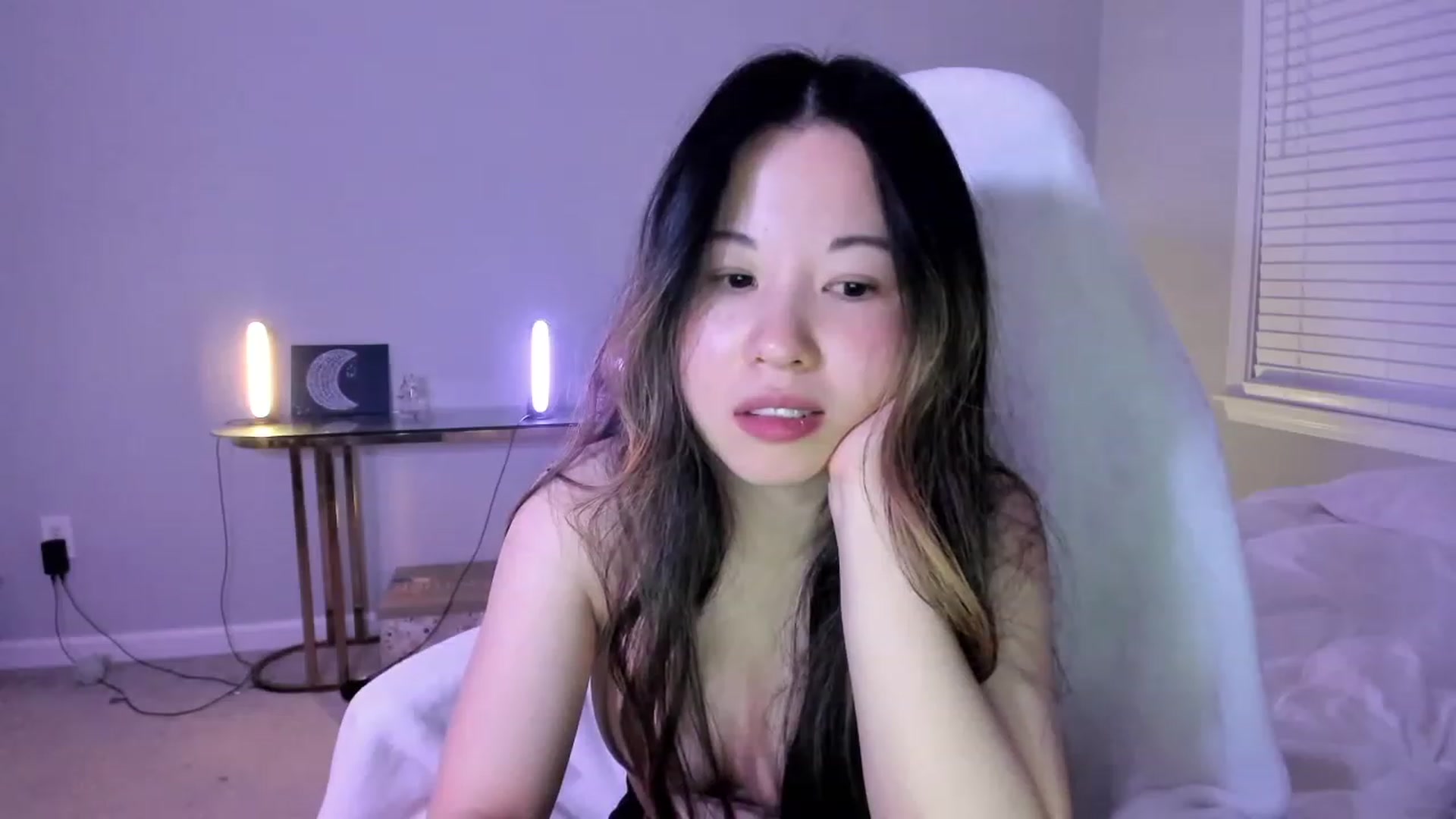 Gallery image thumbnail from daisypi3's myfreecams stream on, 03/20/2023, 07:55 image 14 of 20