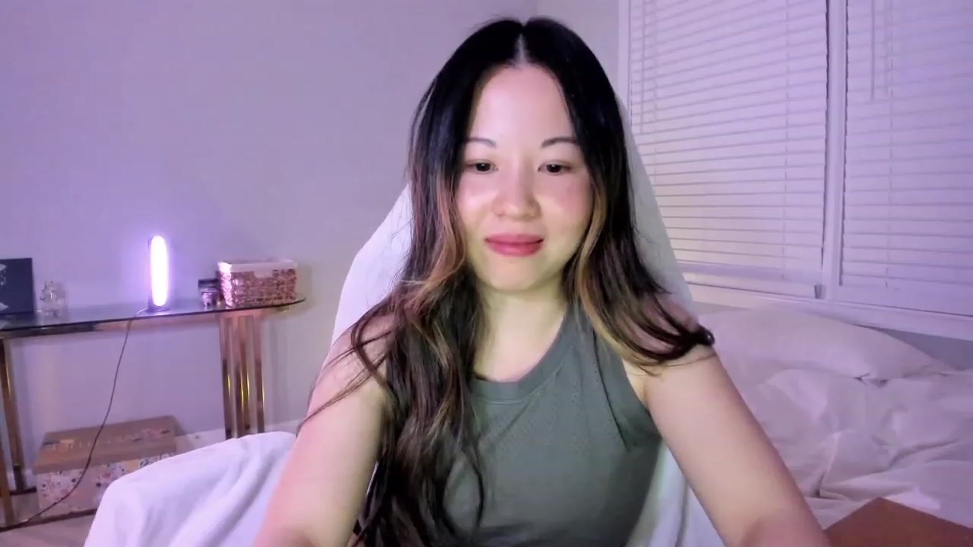 Gallery image thumbnail from daisypi3's myfreecams stream on, 03/20/2023, 07:55 image 2 of 20