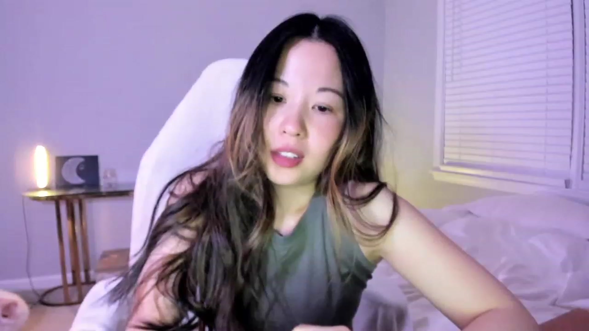 Gallery image thumbnail from daisypi3's myfreecams stream on, 03/20/2023, 07:55 image 6 of 20
