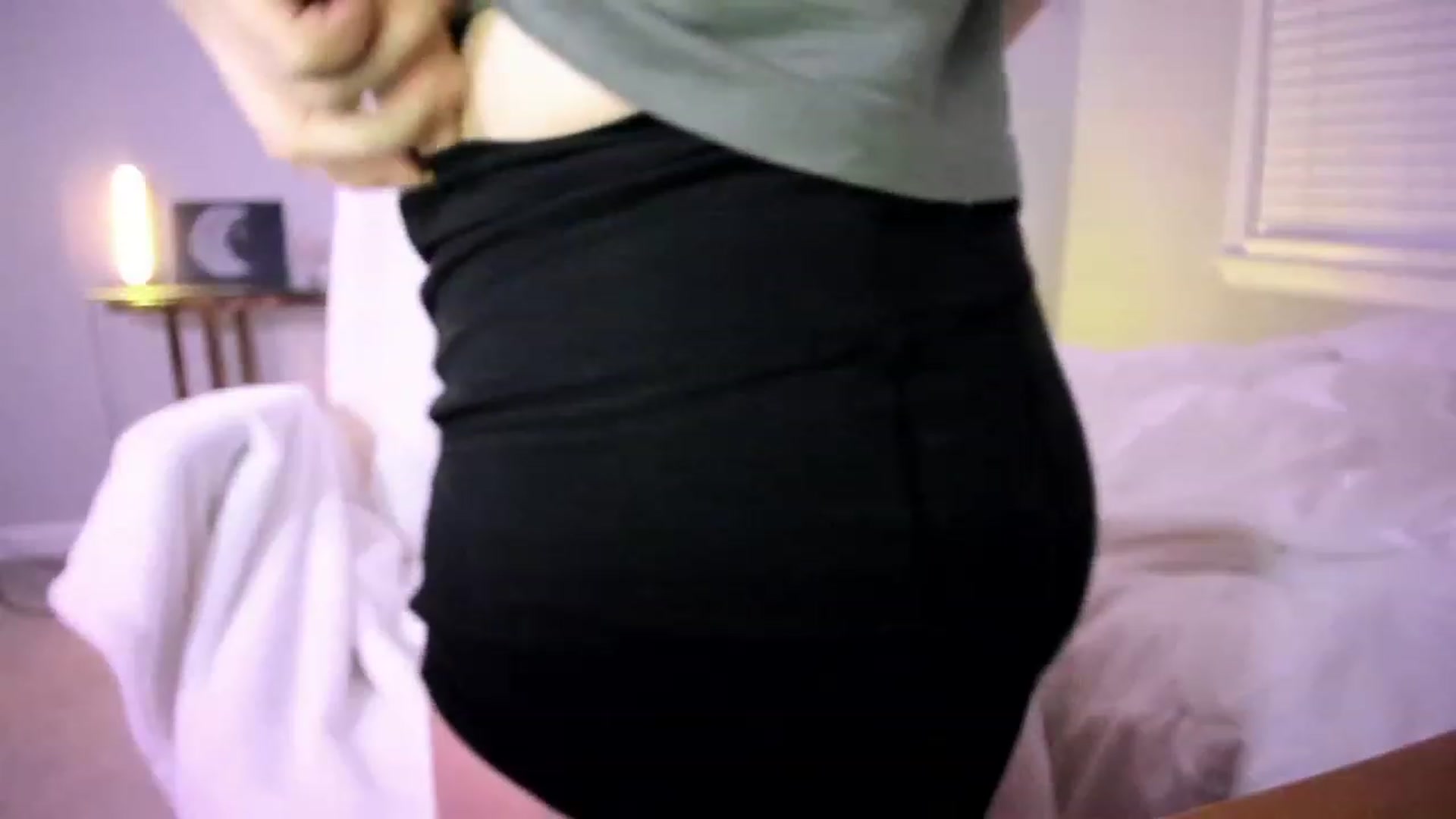 Gallery image thumbnail from daisypi3's myfreecams stream on, 03/20/2023, 07:55 image 3 of 20