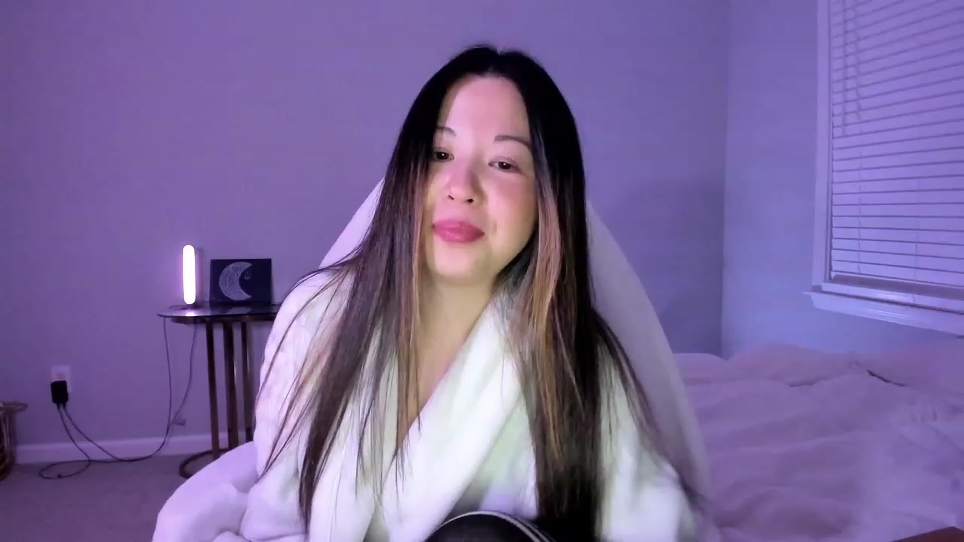 Gallery image thumbnail from daisypi3's myfreecams stream on, 03/23/2023, 06:15 image 2 of 20