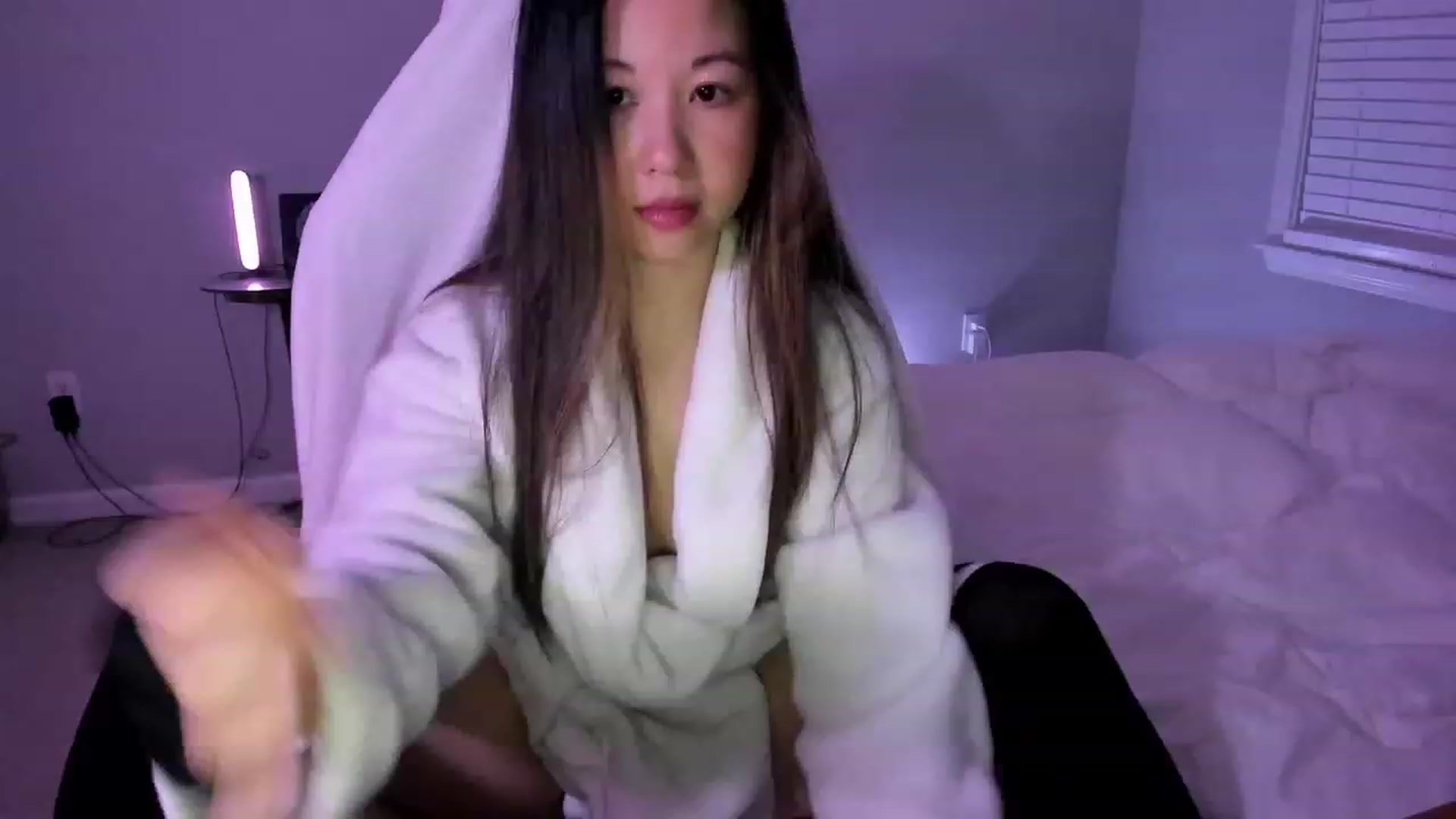 Gallery image thumbnail from daisypi3's myfreecams stream on, 03/23/2023, 06:15 image 5 of 20