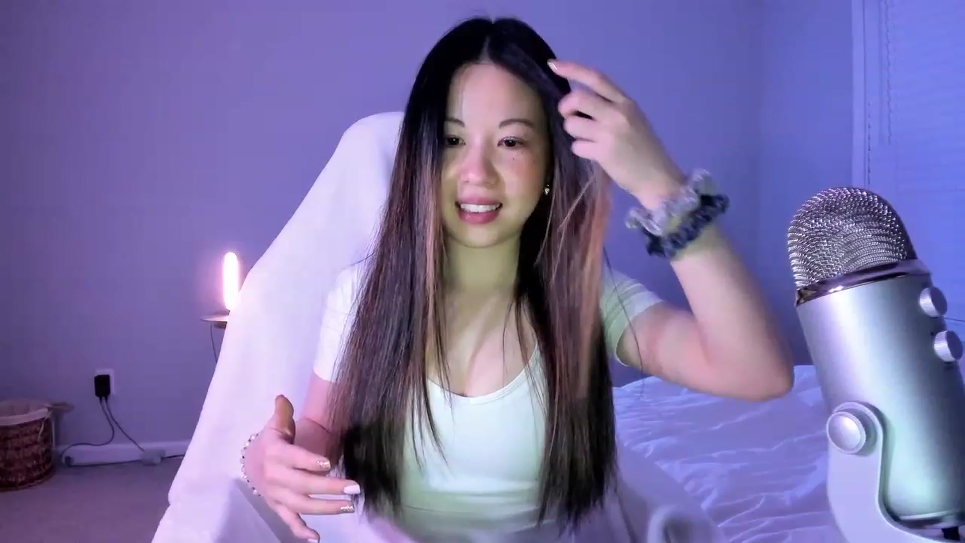 Gallery image thumbnail from daisypi3's myfreecams stream on, 03/26/2023, 05:11 image 17 of 20