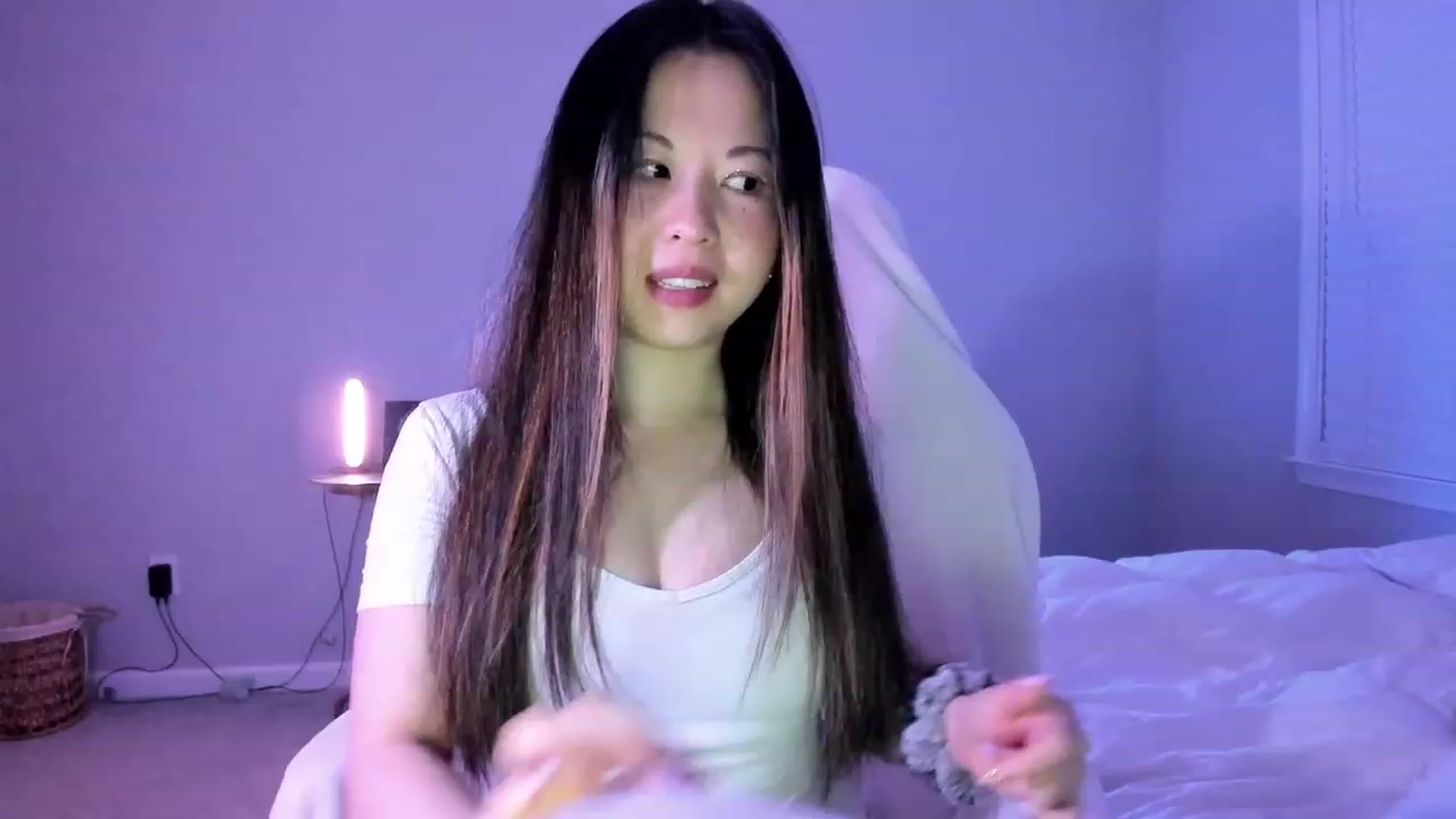 Gallery image thumbnail from daisypi3's myfreecams stream on, 03/26/2023, 05:11 image 4 of 20