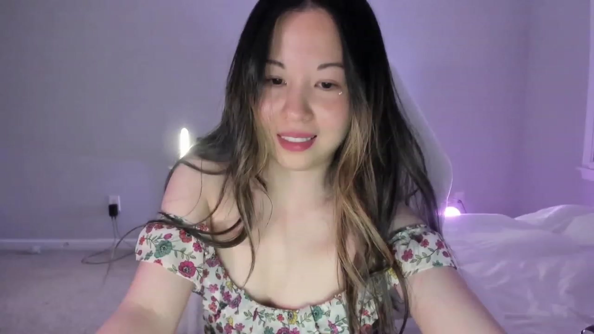 Gallery image thumbnail from daisypi3's myfreecams stream on, 03/27/2023, 07:23 image 7 of 20