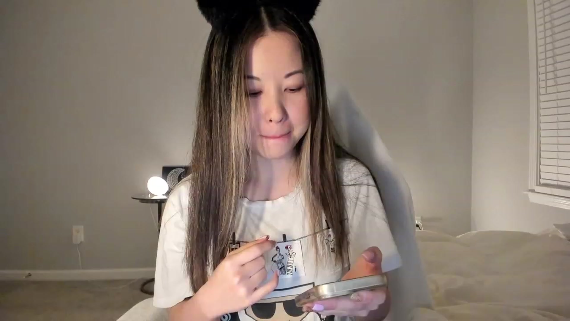 Gallery image thumbnail from daisypi3's myfreecams stream on, 04/09/2023, 06:40 image 2 of 20