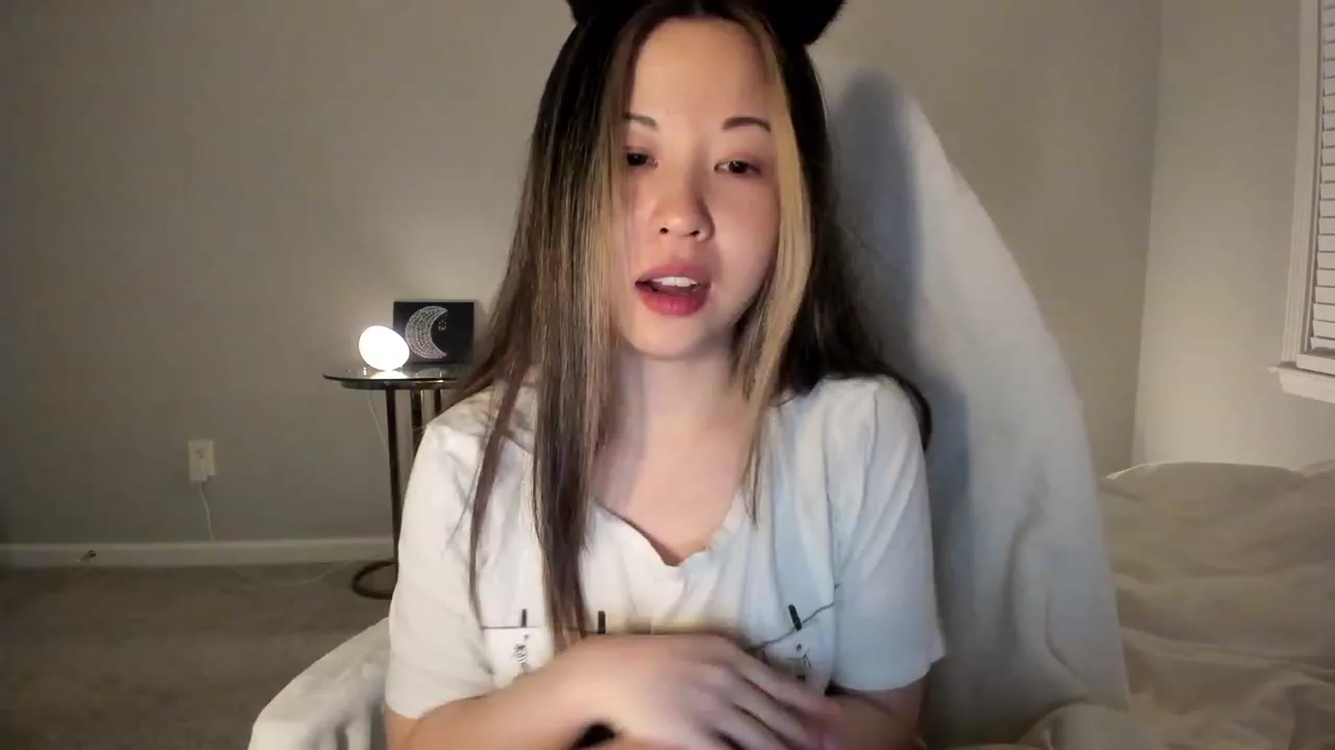 Gallery image thumbnail from daisypi3's myfreecams stream on, 04/09/2023, 07:04 image 10 of 20