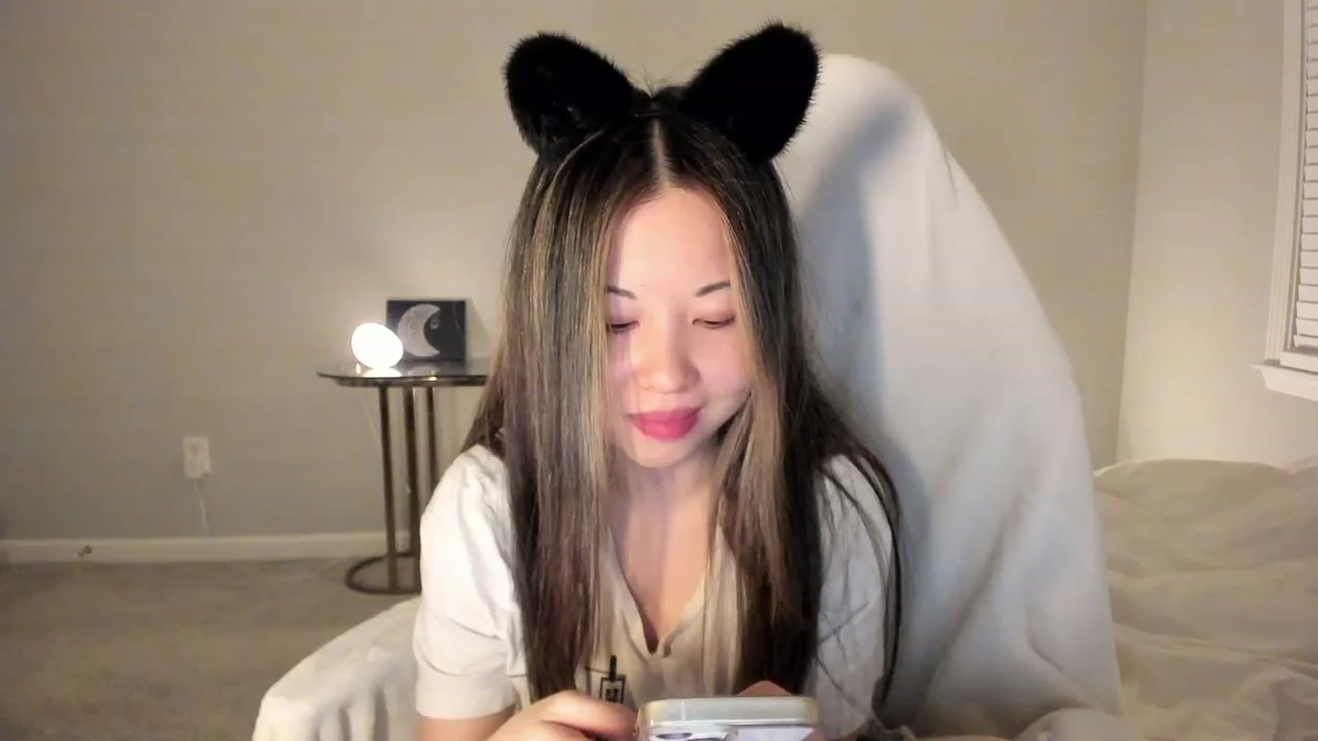 Gallery image thumbnail from daisypi3's myfreecams stream on, 04/09/2023, 07:04 image 6 of 20