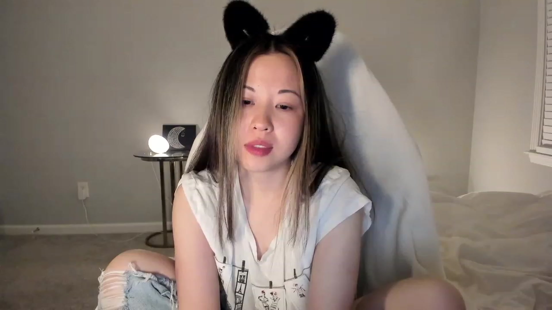 Gallery image thumbnail from daisypi3's myfreecams stream on, 04/09/2023, 07:04 image 15 of 20