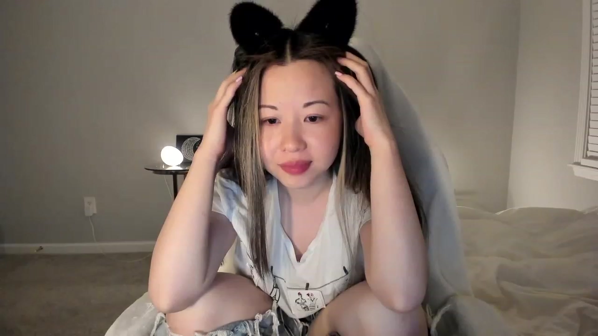 Gallery image thumbnail from daisypi3's myfreecams stream on, 04/09/2023, 07:04 image 16 of 20