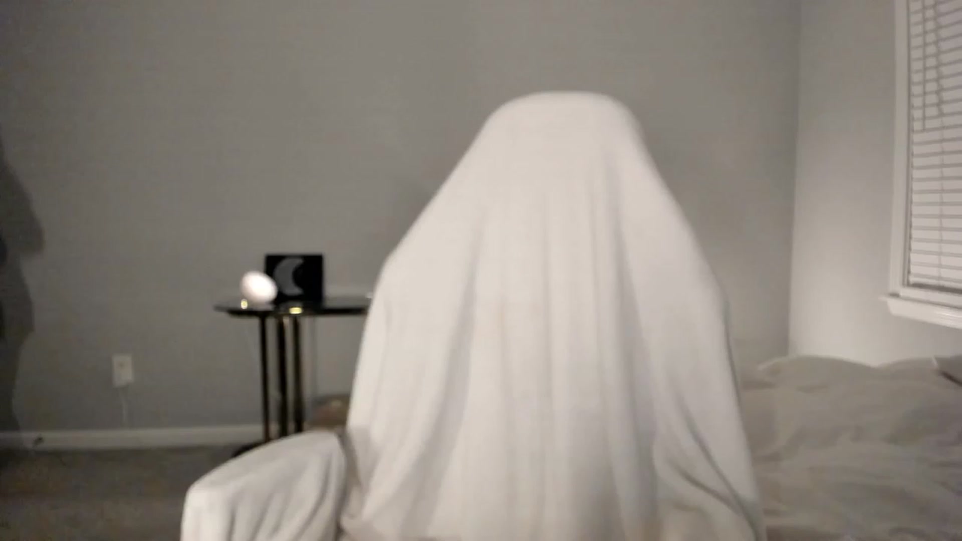 Gallery image thumbnail from daisypi3's myfreecams stream on, 04/10/2023, 05:46 image 2 of 20