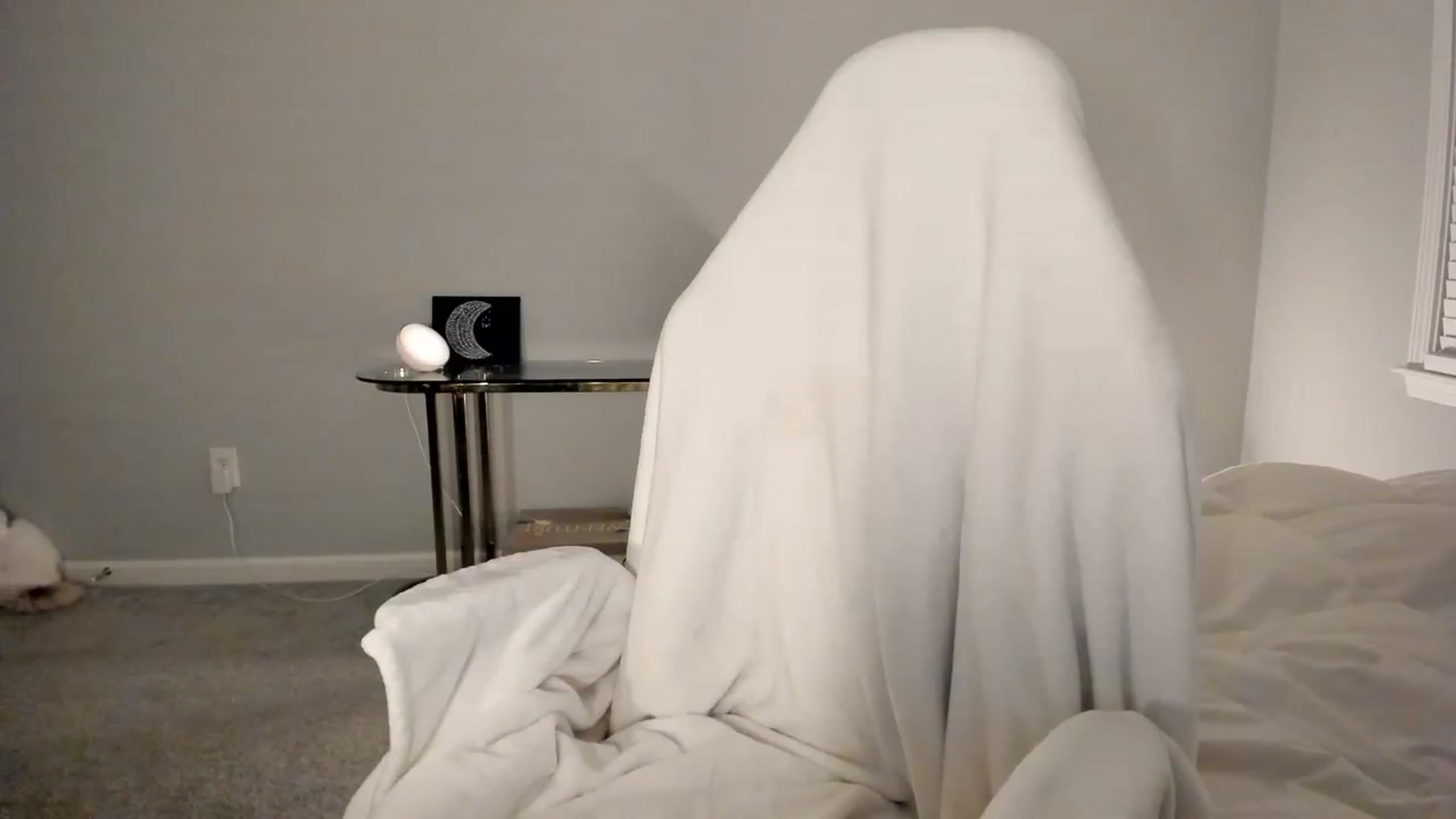 Gallery image thumbnail from daisypi3's myfreecams stream on, 04/10/2023, 05:46 image 9 of 20